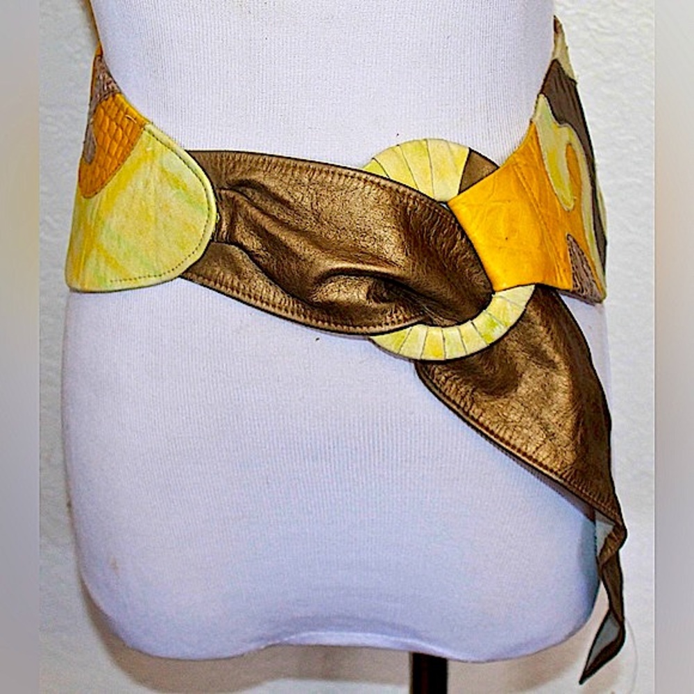 LAISE ADZER BELT LEATHER BOHO CHIC VINTAGE 1980’s COPPER MUSTARD